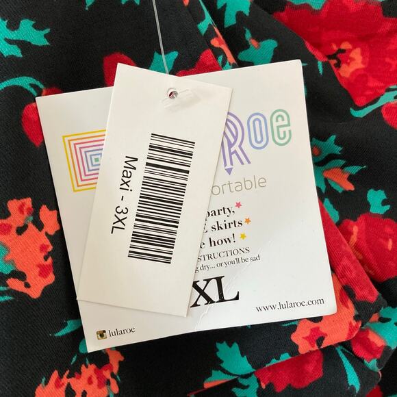 NWT LuLaRoe Maxi skirt 3XL 3X 26/28 black red floral hidden unicorn rare HTF NEW - Picture 7 of 9